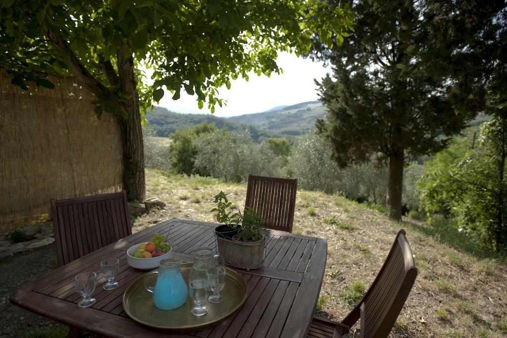 Agriturismo La Pieve Pelago Rum bild